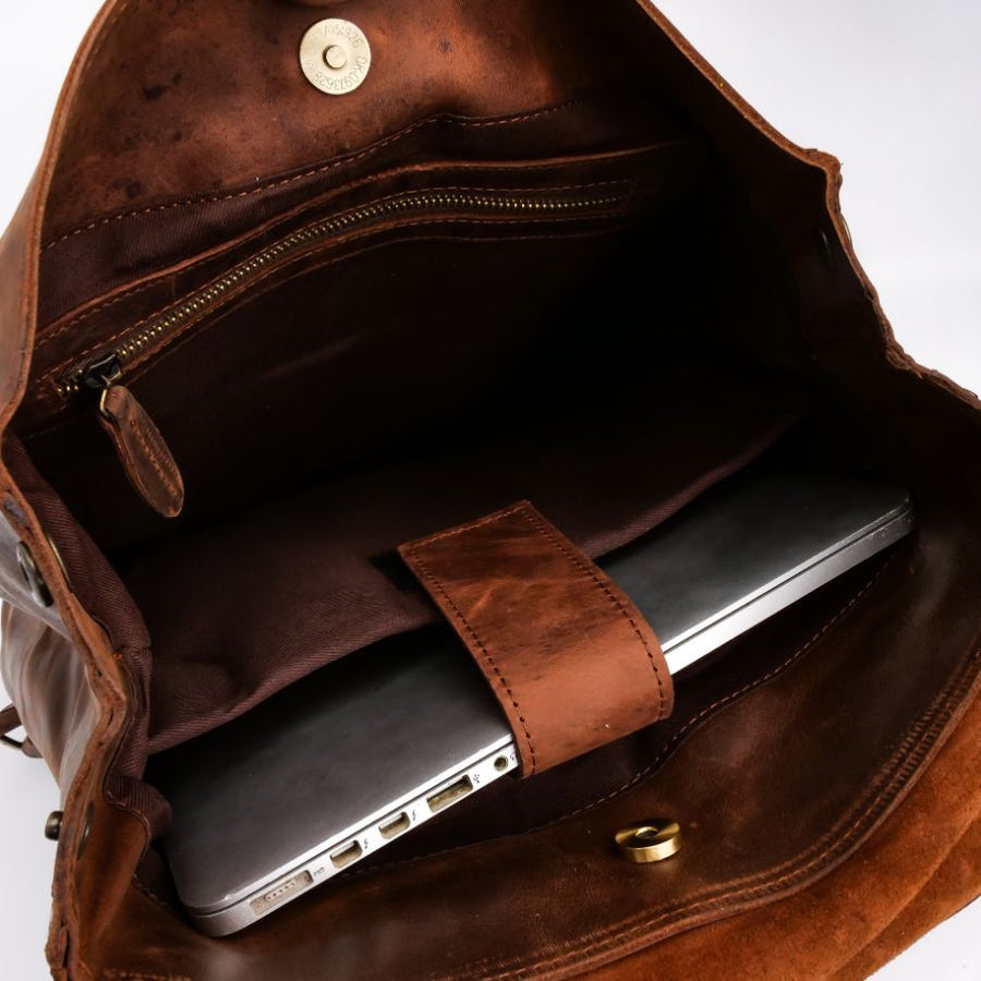 Artisan Crafted Adventure: Handmade Leather Backpack for Style on the Go