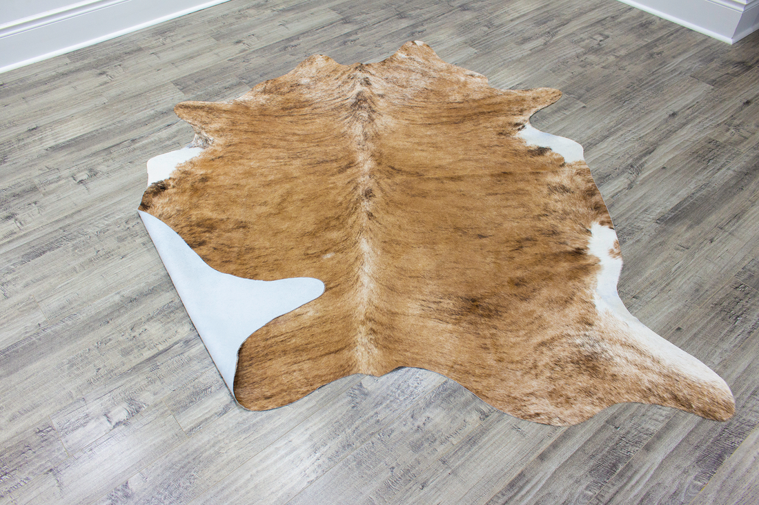 XLarge ( 6.7 ft x 5.8 ft ), Brazilian Brindle COWHIDE Rug Hair-on Leather Area Rug - Exact as Photo