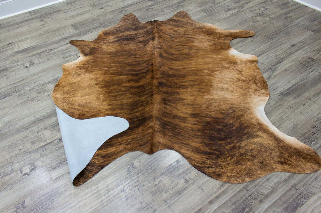 XLarge ( 6.5 ft X 6.3 ft ), Brazilian Brindle COWHIDE Rug Hair-on Leather Area Rug - Exact as Photo