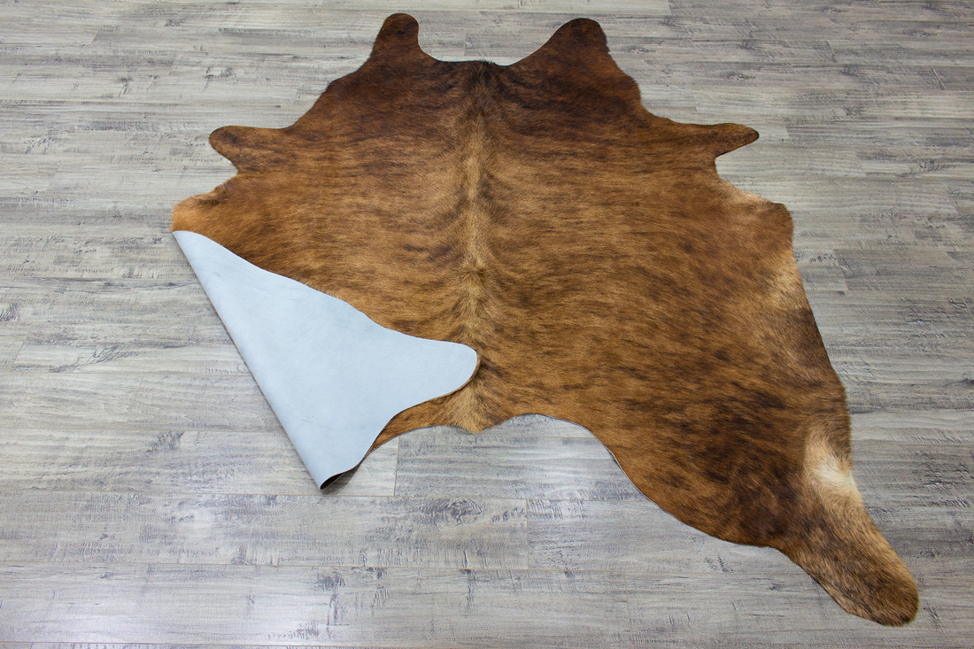 XLarge ( 7 x 5.2 ft ) BRAZILLIAN BRINDLE Cowhide Rug Hair-on Leather Area Rug - Exact as Photo