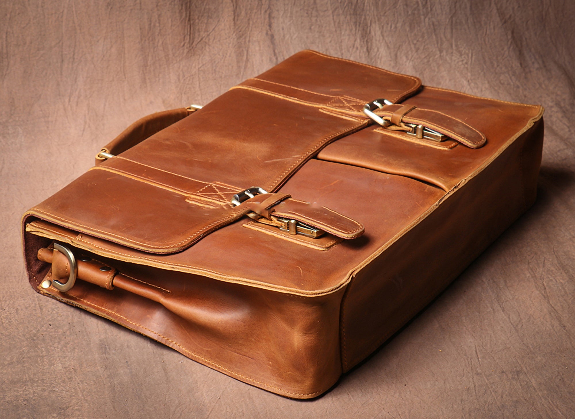 Crazy Horse Leather Laptop Messenger Bag – Vintage Business Briefcase with Shoulder Strap