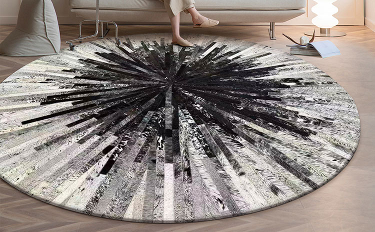 Handmade Natural Hair-On Cowhide Patchwork Round Rug – Rustic Elegance