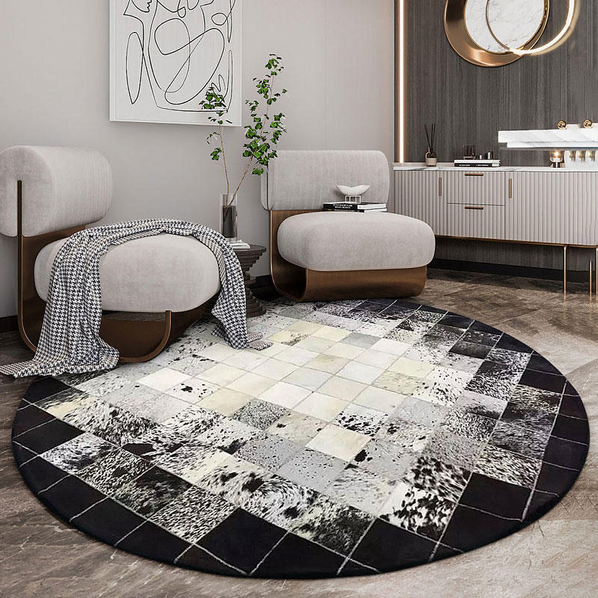 Luxury Handmade Hair-On Cowhide Patchwork Round Carpet