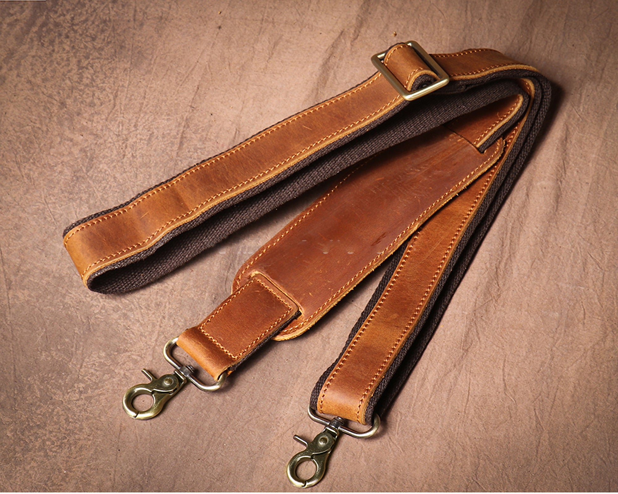 Crazy Horse Leather Laptop Messenger Bag – Vintage Business Briefcase with Shoulder Strap