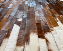 Load image into Gallery viewer, HANDMADE 100% Natural COWHIDE RUG | Patchwork Cowhide Area Rug | Real Cowhide Hallway Runner | Hair on Leather Cowhide Carpet | PR209
