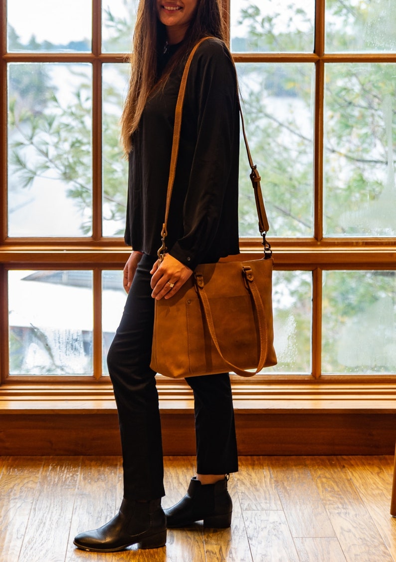Durable Handmade Leather Tote Bag with Adjustable Shoulder Strap