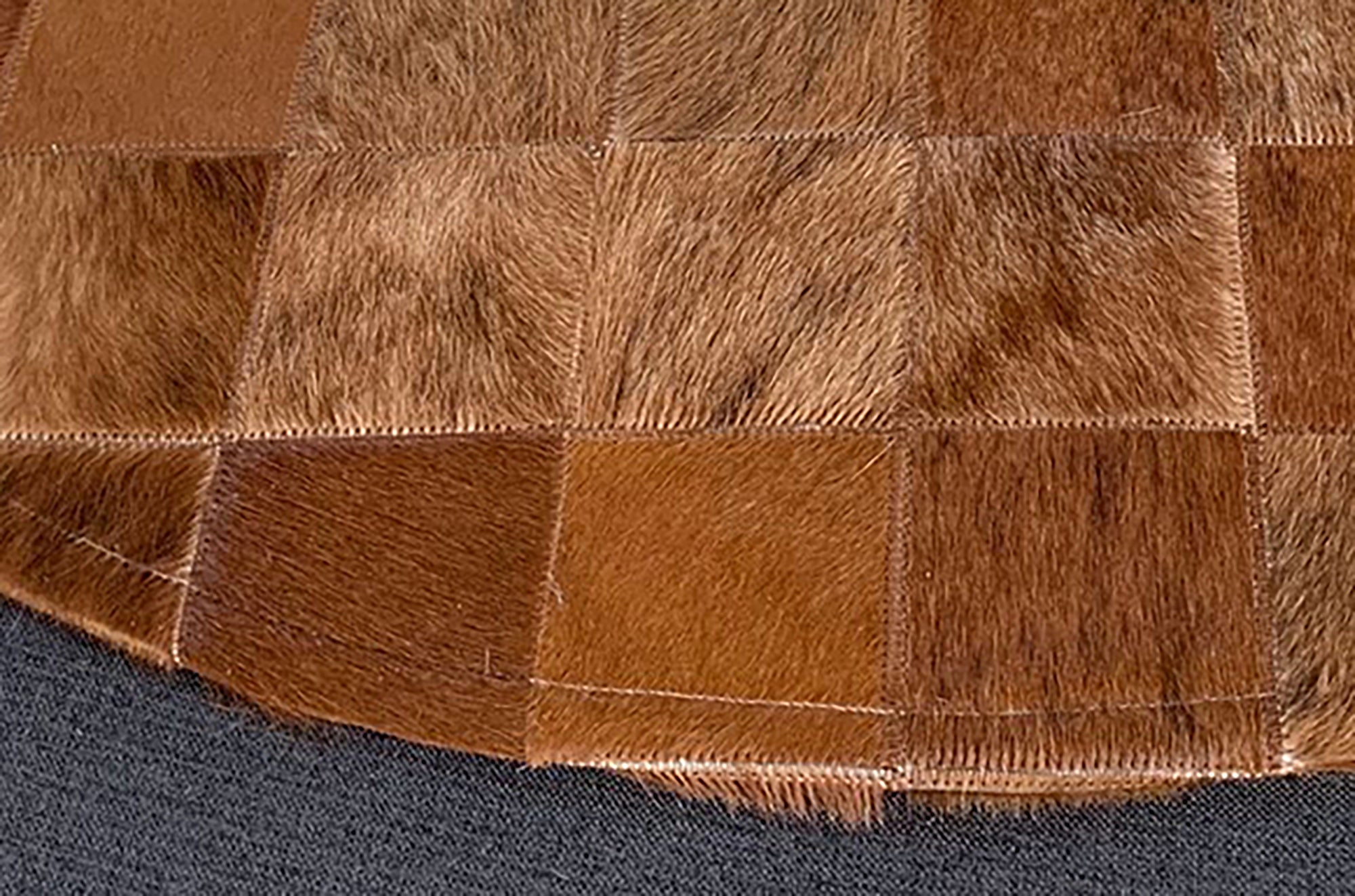 Genuine Hair-On Cowhide Patchwork Round Rug – Handmade Artistry