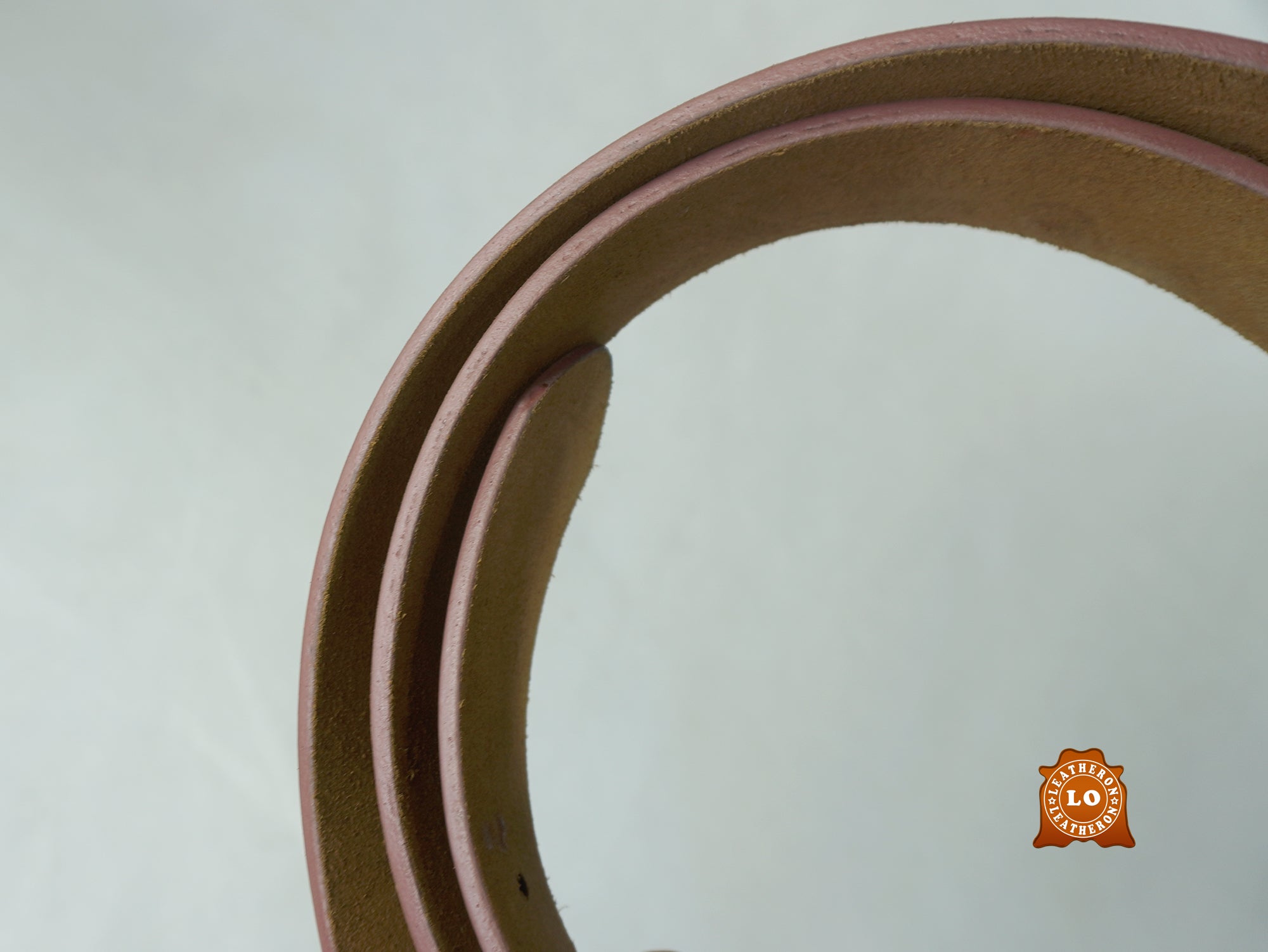 Classic Handmade Real Leather Belt – Durable, Elegant, and Adjustable