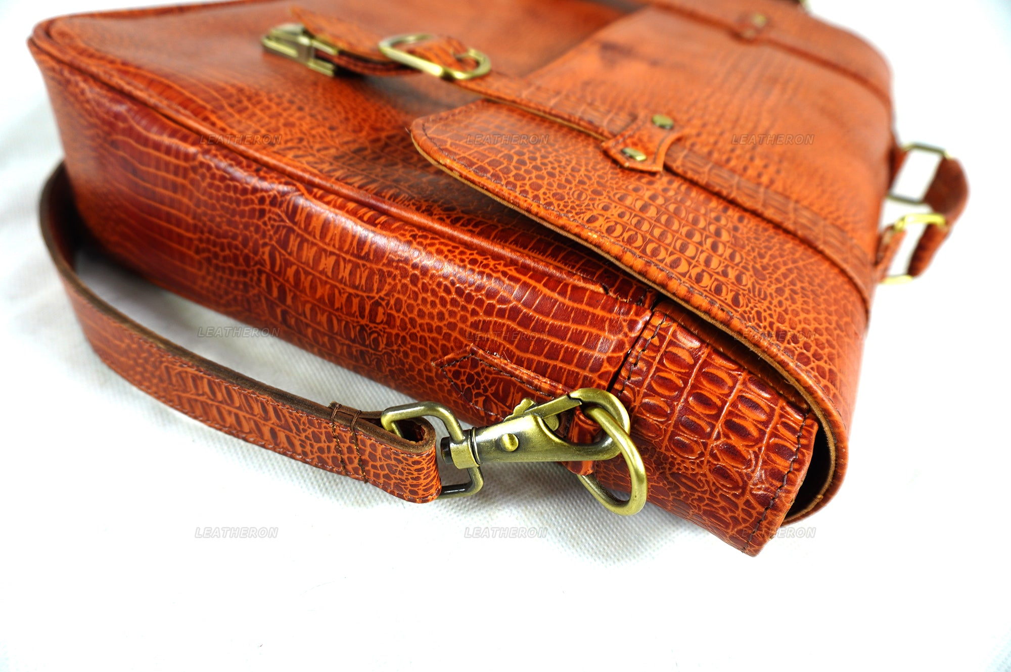 Crocodile Pattern Embossed Real Leather Luxury Office Bag for Business Professionals