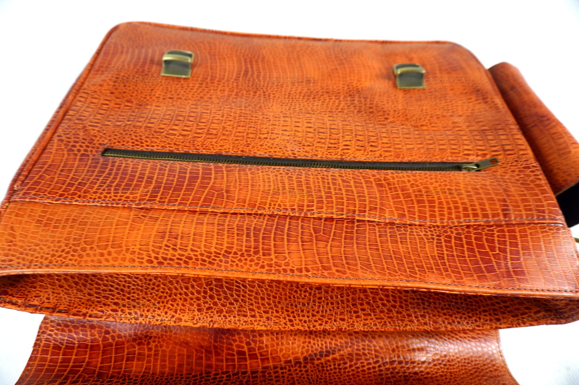Crocodile Pattern Embossed Real Leather Luxury Office Bag for Business Professionals