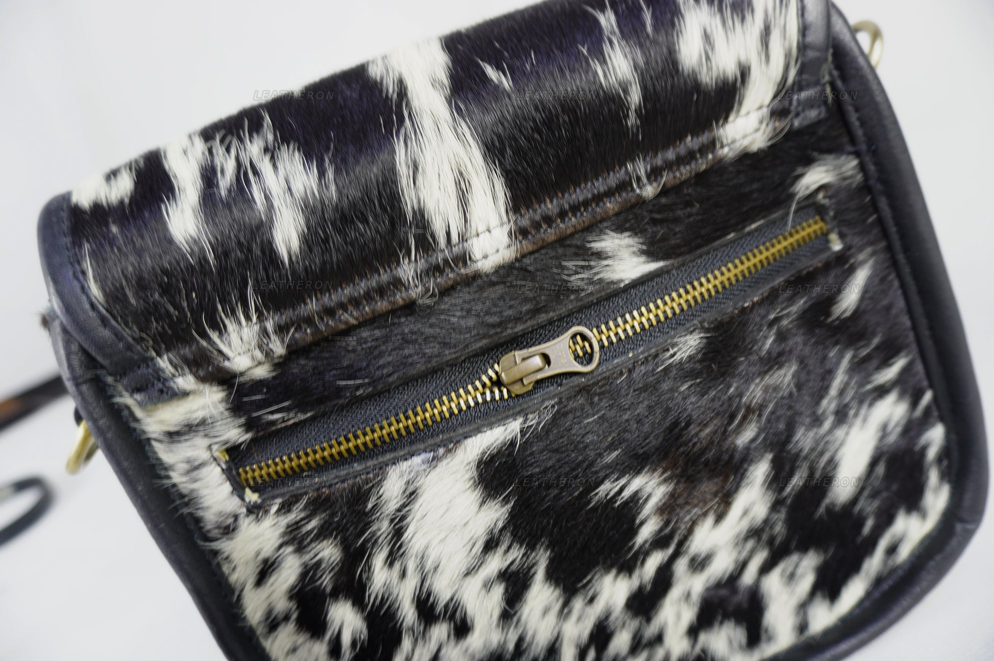 Real Cowhide Leather Cross Body Ladies Bag with Adjustable Shoulder Strap