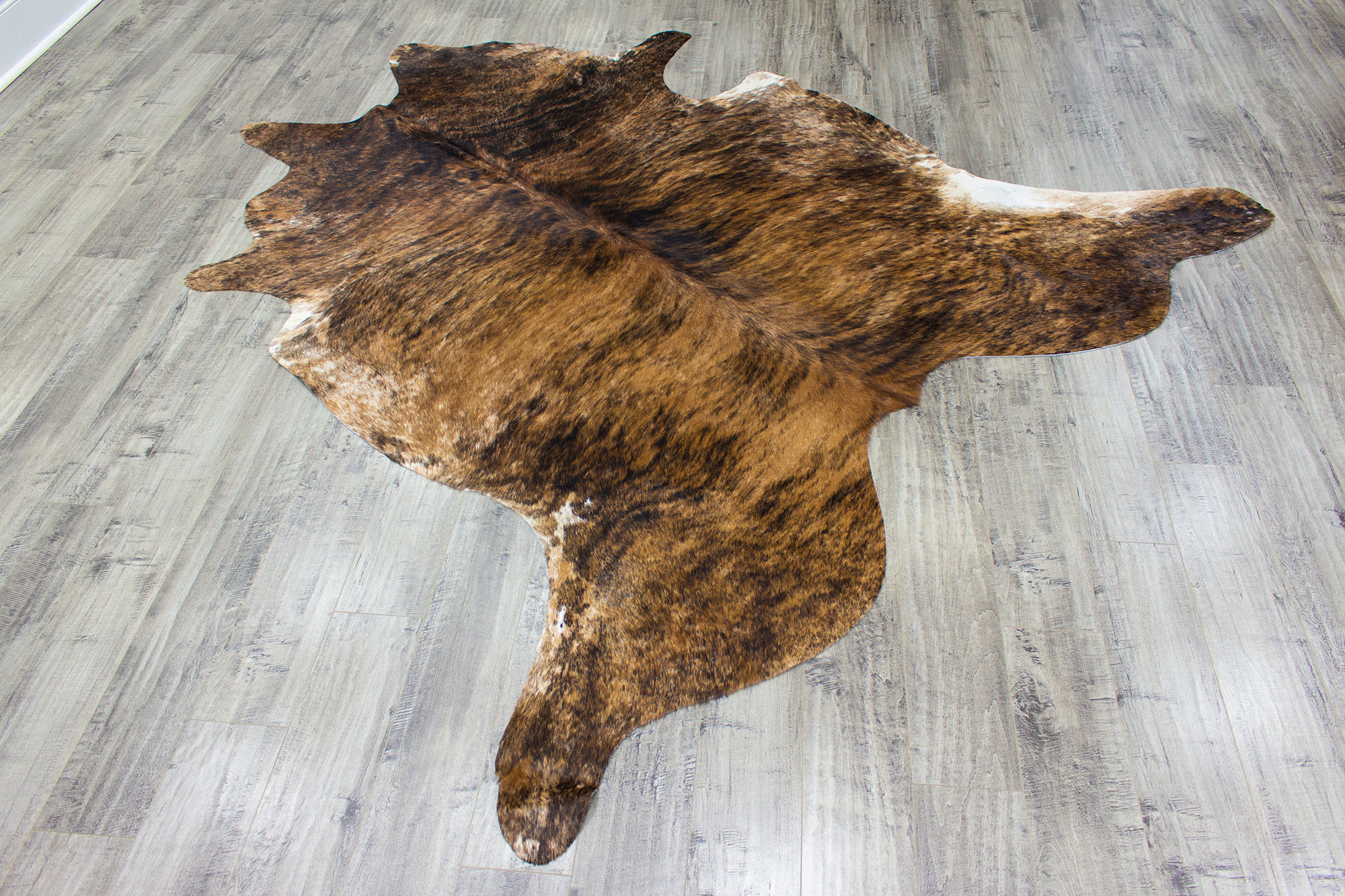XLarge ( 7 x 6.9 ft ) BRAZILLIAN BRINDLE Cowhide Rug Hair-on Leather Area Rug - Exact as Photo