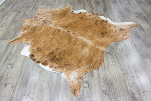 XLarge ( 6.7 ft x 5.8 ft ), Brazilian Brindle COWHIDE Rug Hair-on Leather Area Rug - Exact as Photo