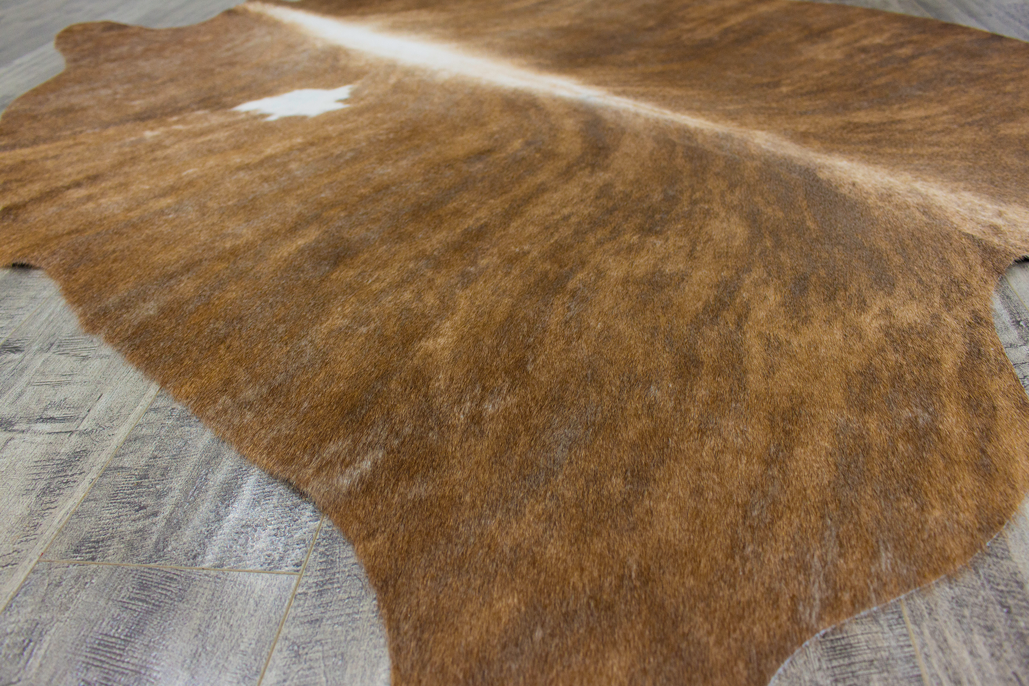 Small ( 5.1 x 4.1 ft ) BRAZILLIAN BRINDLE Cowhide Rug Hair-on Leather Area Rug - Exact as Photo