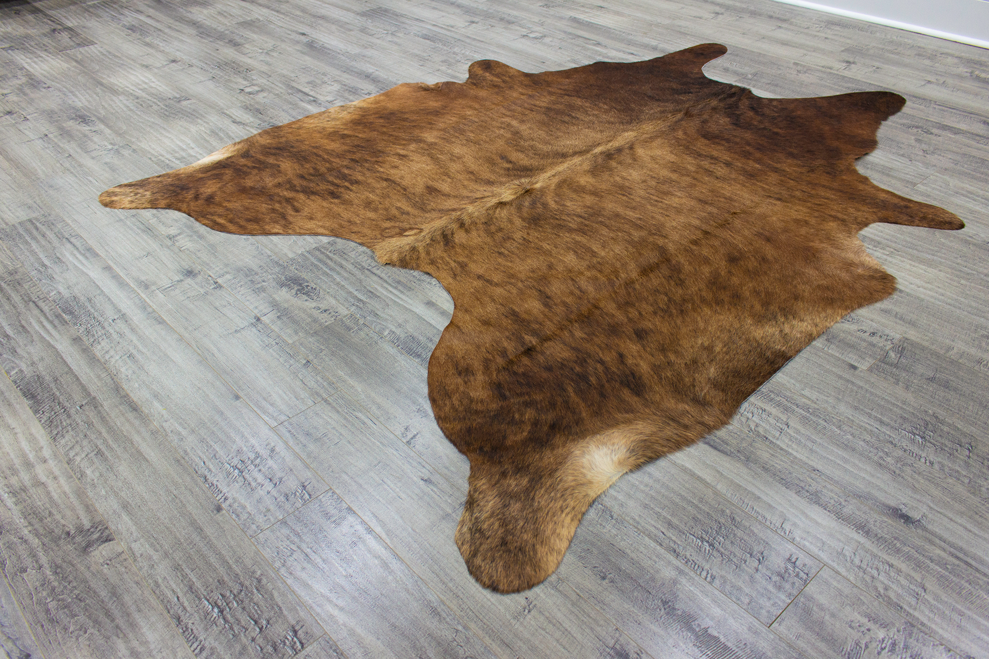 XLarge ( 7 x 5.2 ft ) BRAZILLIAN BRINDLE Cowhide Rug Hair-on Leather Area Rug - Exact as Photo