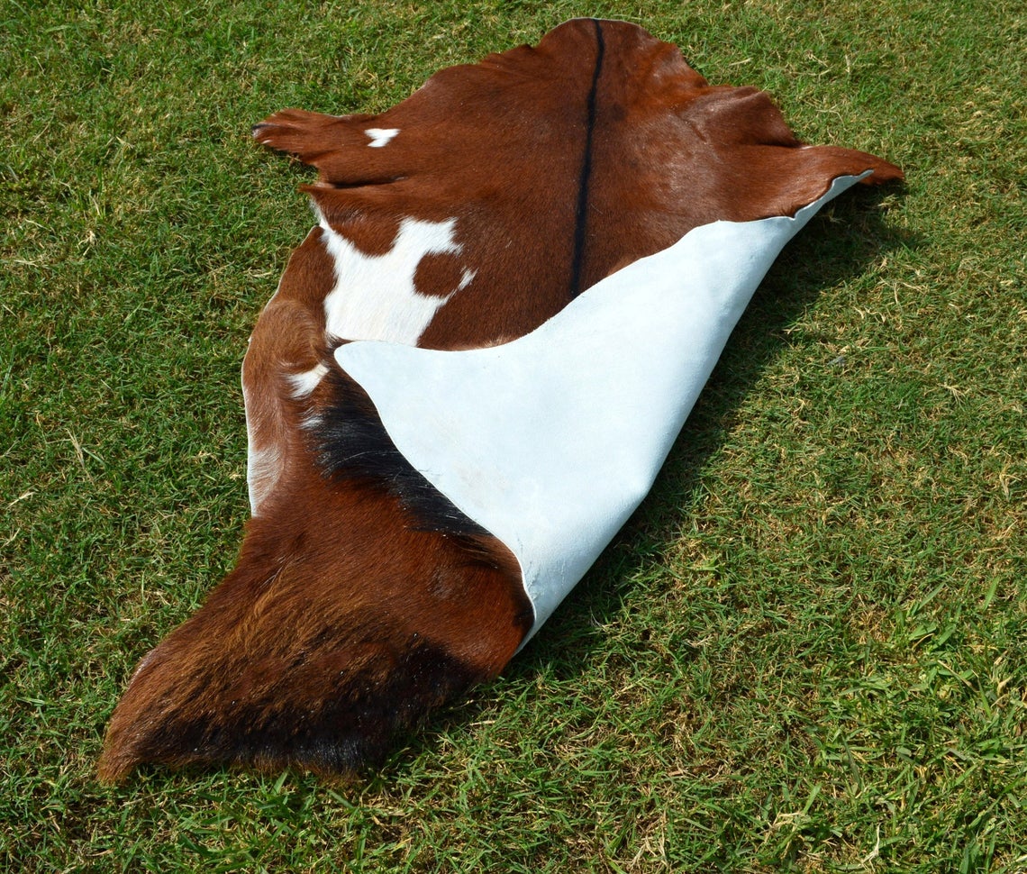 Exact As PHOTO ( 2.7 ft x 2 ft ), 100% Natural GOAT Skin Hair-on Leather Rug Genuine Goat Hide Area Rug - G36