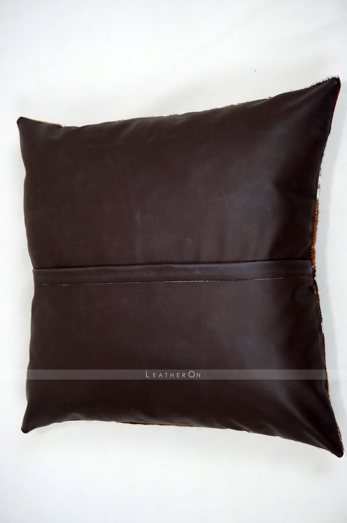 Hair-on-Leather Patchwork Throw Pillow With Down Filling 枕、ピロー 