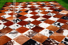 Load image into Gallery viewer, Exact As Picture (6 X 4 ft.) HANDMADE 100% Natural COWHIDE RUG | Patchwork Cowhide Area Rug | PR64
