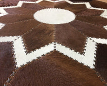 Charger l&#39;image dans la visionneuse de la galerie, HANDMADE 100% Natural COWHIDE RUG | Patchwork Cowhide Area Rug | Hair on Leather Cowhide Carpet | PR111
