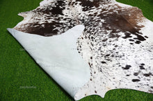 Load image into Gallery viewer, XLARGE (5.9 X 5.9 ft.) Exact As Photo, Tricolor COWHIDE RUG | 100% Natural Cowhide Rug | Hair-on Leather Cow Hide Rug | C624
