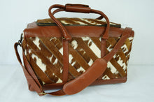 Charger l&#39;image dans la visionneuse de la galerie, Large Duffel Bag!! Cowhide Patchwork Duffel Bag | Hair-On-Leather Travel Bag | Cow Skin Luggage Bag | Handmade Cowhide Duffel Bag | DB104
