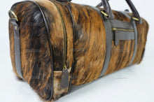 Load image into Gallery viewer, Cowhide Duffel Bag | Natural Cow Skin Duffel Bag | Hair-On-Leather Travel Bag | Cowhide Luggage Bag | Handmade Duffel Bag | DB115
