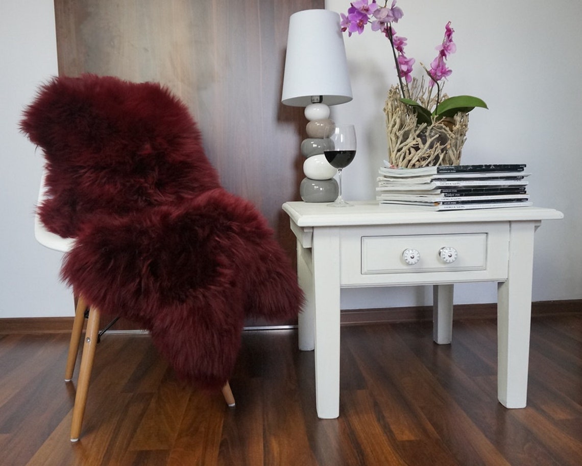 Genuine Australian MAROON/BURGUNDY SHEEPSKIN Rug 100% Natural Real Sheepskin Fur Area Rug (3 x 2 ft. approx.)