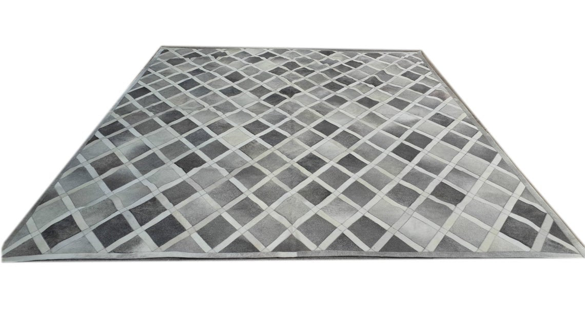 Handmade Patchwork Rug for Modern Interior | Grey Cowhide Leather Carpet | PR188