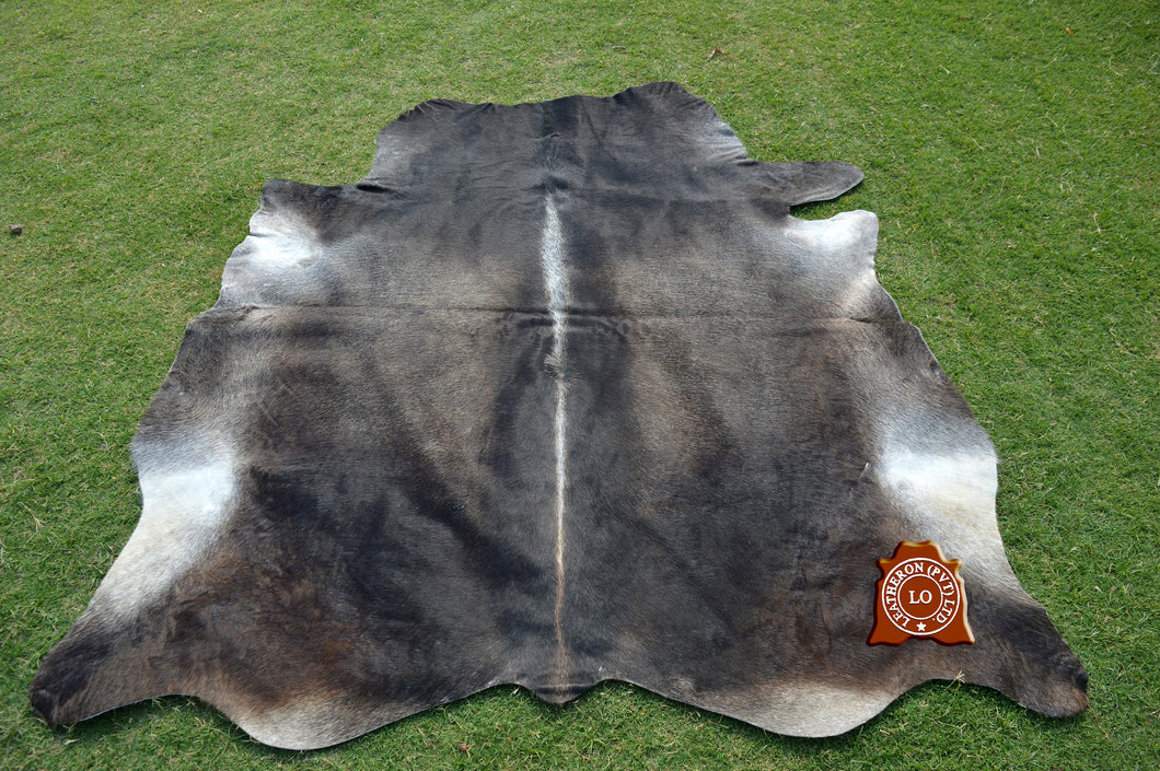 UNIQUE Grey COWHIDE Area Rug 100% Natural Cow Skin Hair-on Leather Rug (5.6 X 5 ft) - Same As Picture