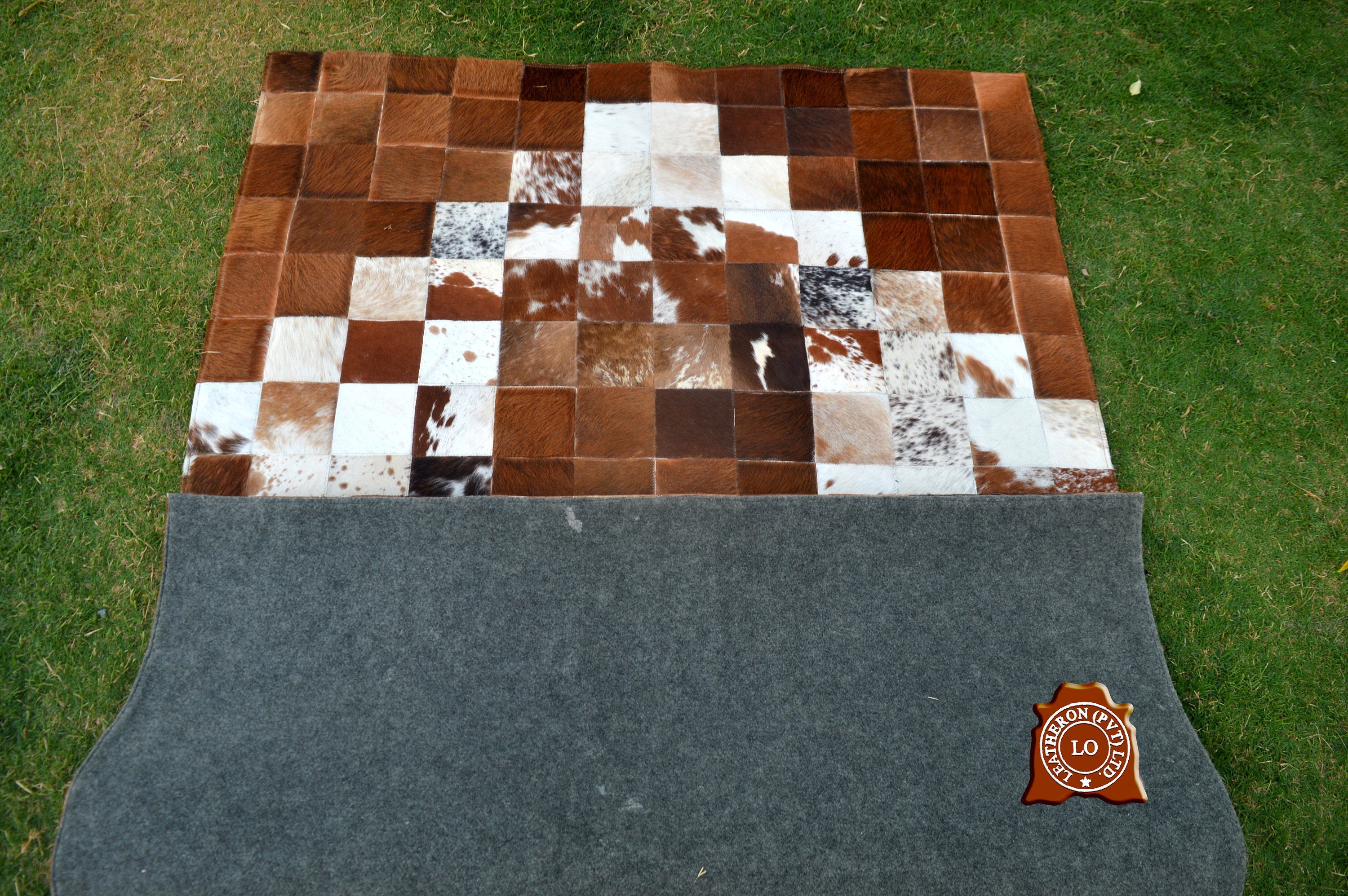 Exact As Picture (6 X 4 ft.) HANDMADE 100% Natural COWHIDE RUG | Patchwork Cowhide Area Rug | PR32