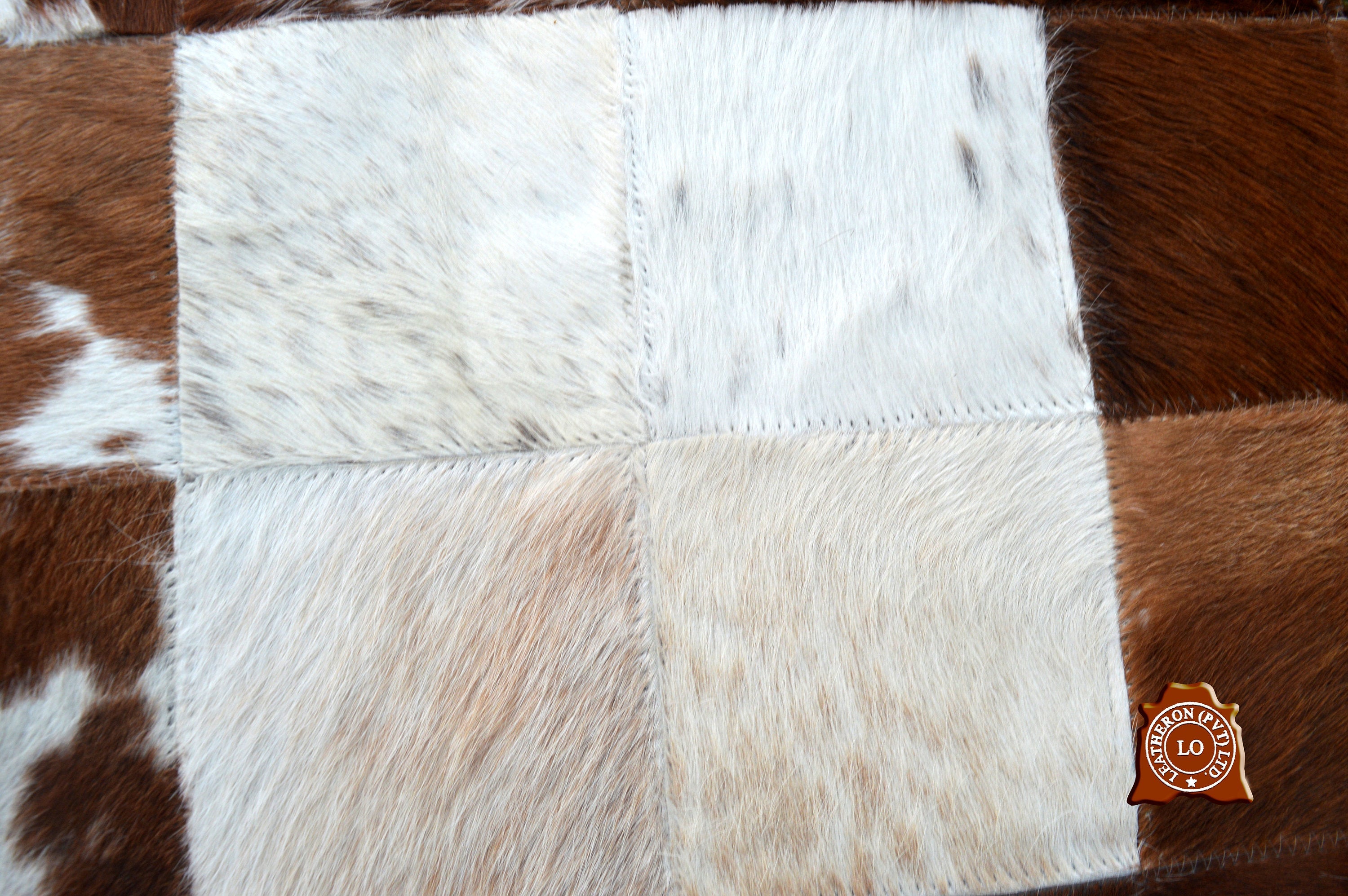 Exact As Picture (6 X 4 ft.) HANDMADE 100% Natural COWHIDE RUG | Patchwork Cowhide Area Rug | PR32