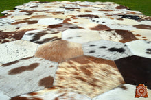 Load image into Gallery viewer, HANDMADE 100% Natural COWHIDE RUG | Patchwork Cowhide Area Rug | Real Cowhide Hallway Runner | Hair on Leather Cowhide Carpet | PR70
