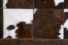 Load image into Gallery viewer, HANDMADE 100% Natural COWHIDE RUG | Patchwork Cowhide Area Rug | Real Cowhide Hallway Runner | Hair on Leather Cowhide Carpet | PR72
