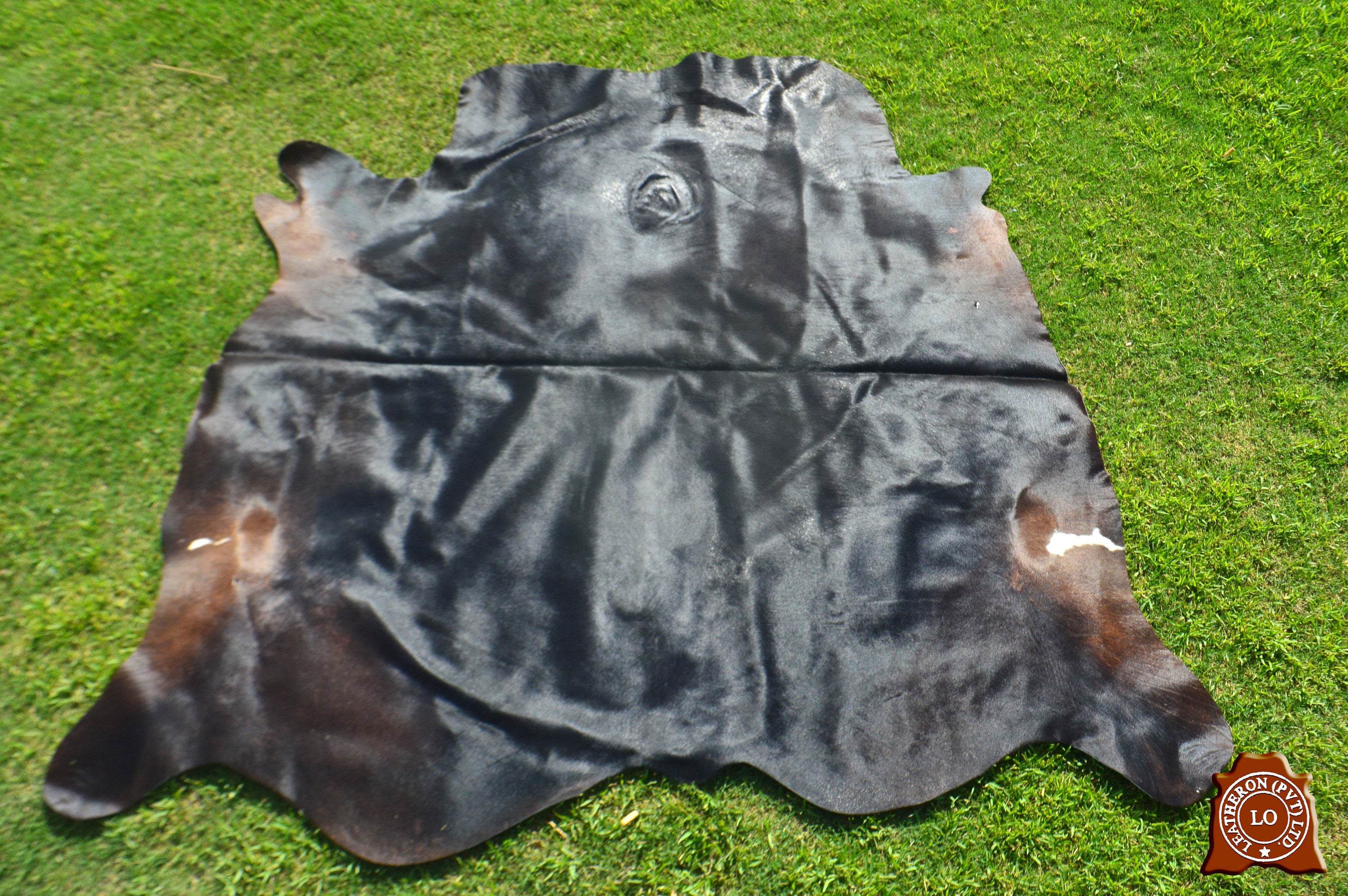 UNIQUE Pure Back Real Cowhide  ( 5 X 6 ft. ) Natural Hair-on Leather Area Rug