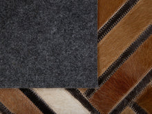 Load image into Gallery viewer, HANDMADE 100% Natural COWHIDE RUG | Patchwork Cowhide Area Rug | Real Cowhide Hallway Runner | Hair on Leather Carpet | PR180
